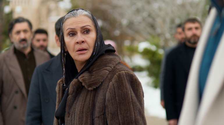 Uzak Şehirde konak karışıyor... Cihan, Boranı kovdu