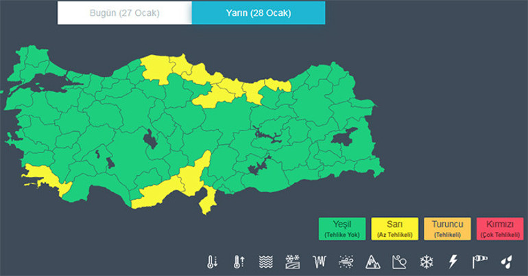  Hortum çıktı, konteyner sundurması aracın üzerine devrildi