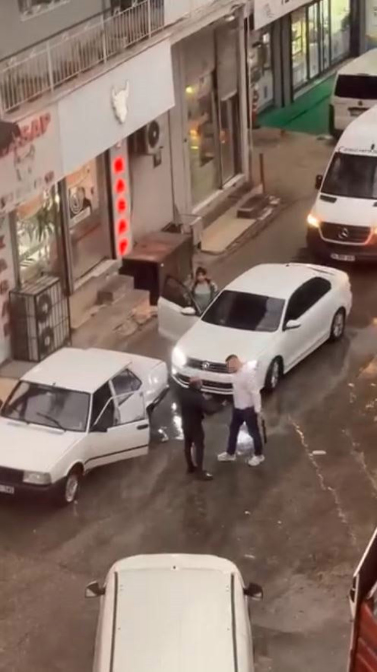  Döner bıçağı ile kovaladı