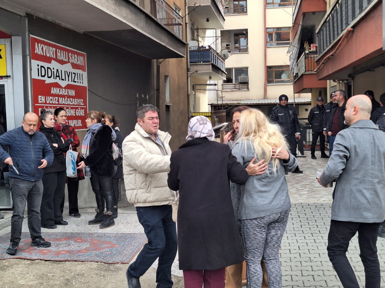 Ankarada dehşet Eski eşini ağır yaralayıp kayınvalidesini öldürdükten sonra intihar etti... Kapıyı açınca ateş etmeye başlamış