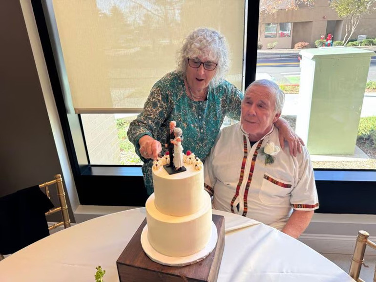 39 yıl sonra nikah tazelediler çünkü... Gün gözyaşları içinde bitti | Bu, hayatta ne olursa olsun umudun var olduğunu hatırlatan bir hikaye