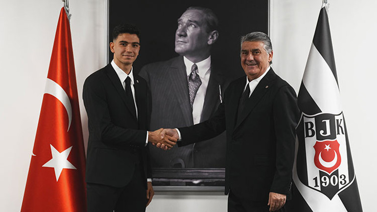 Yasin Özcan Beşiktaş formasıyla