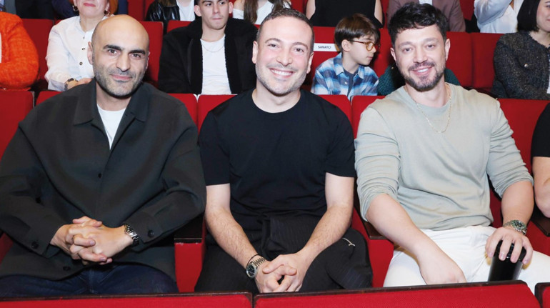 Hem ağladı hem ağlattı