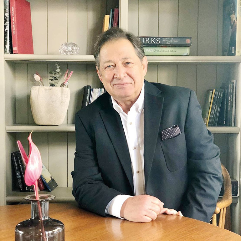 Her şey aynı değil mi