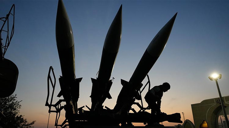 Orta Doğuda savaş çanları çalıyor ABD İran’a saldırır mı Bölgeyi ne bekliyor Uzmanlar Hürriyete değerlendirdi