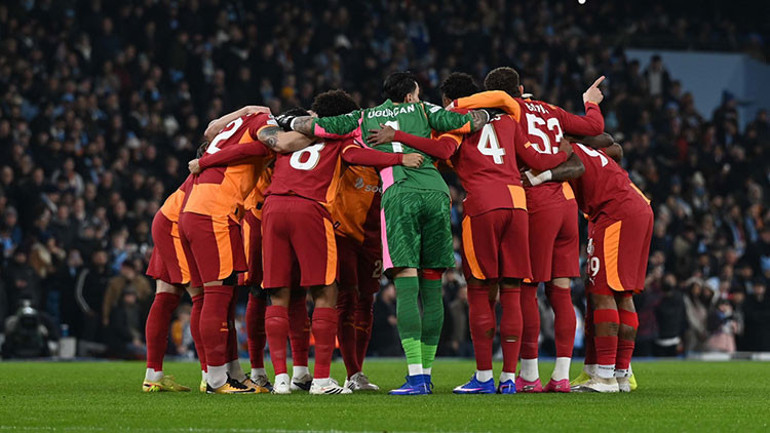 Galatasarayın Şampiyonlar Ligindeki muhtemel rakipleri belli oldu İşte kura çekim saati ve günü