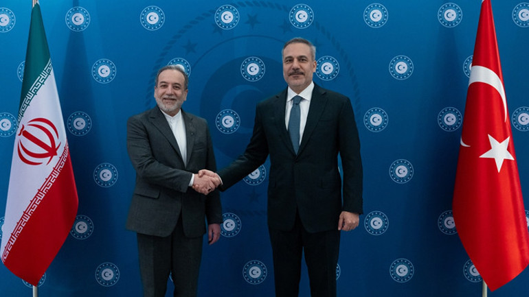 Dışişleri Bakanı Hakan Fidan, İranlı mevkidaşıyla görüştü