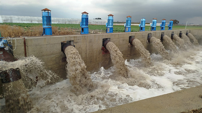 58 ilde alarm: Dereler taştı, yolları su bastı Meteoroloji uyardı: Tüm yurda yayılıyor | İstanbula kar yağacak mı