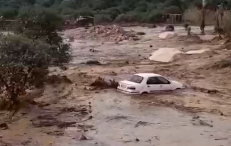 58 ilde alarm: Dereler taştı, yolları su bastı Meteoroloji uyardı: Tüm yurda yayılıyor | İstanbula kar yağacak mı