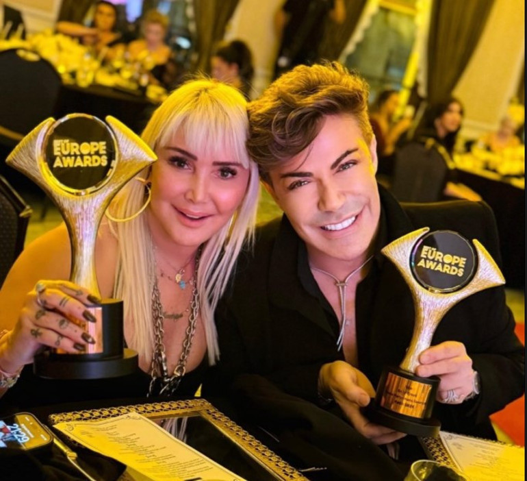 Sanat dünyası yasta... O kadar üzgünüm ki, ciğerime oturdu acısı