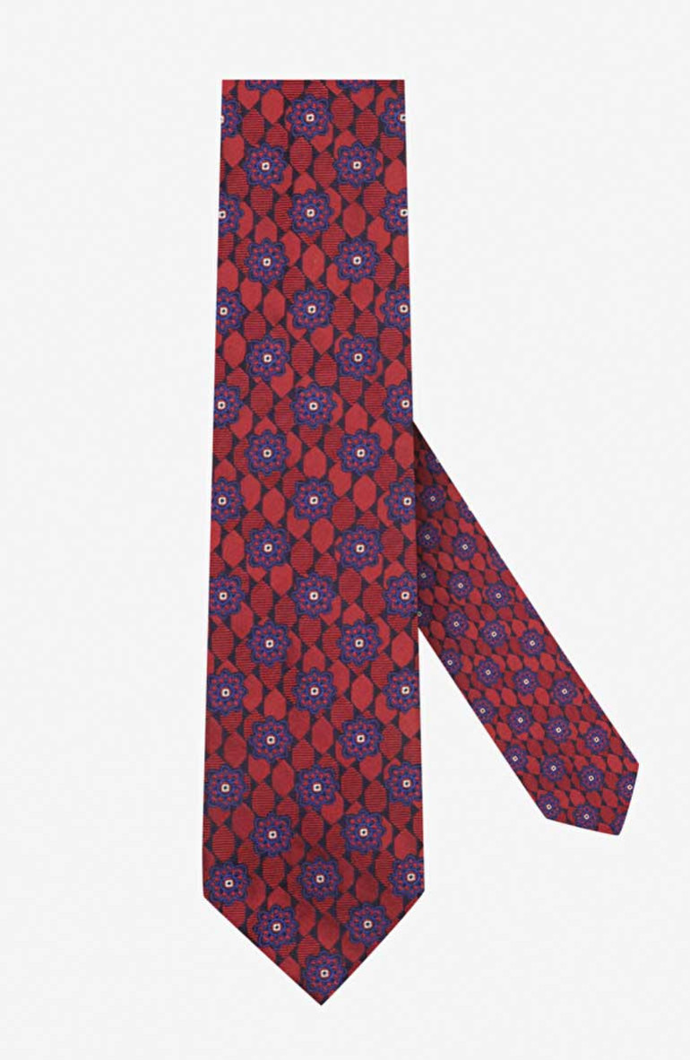 Pantolonlar bol, ceketler omuzdan düşüyor