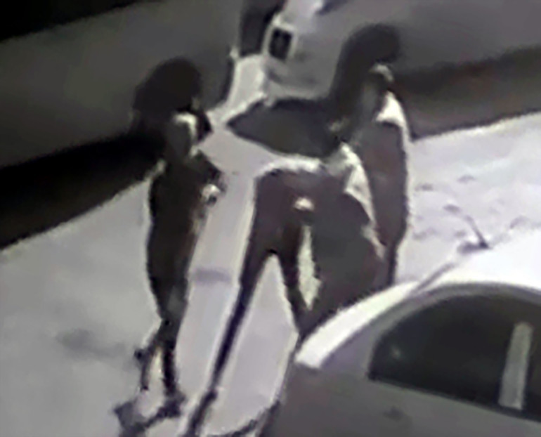 Adanada dolmuş durağında çay bardaklı dehşet Küfürlü konuşmayın diye uyardı, gözünü kaybetti