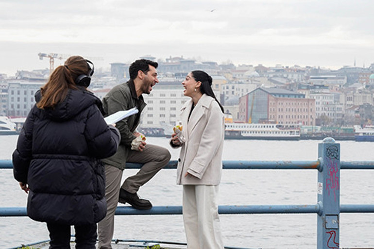 Güller ve Günahlarda aşk zamanı... İstanbulun kalbinde romantizm rüzgarı