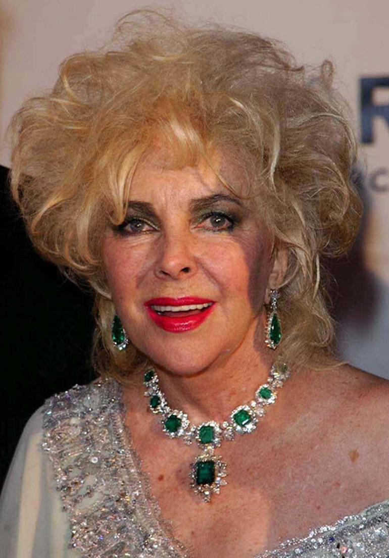 Ünlü oyuncu yedinci evliliğini inşaat işçisiyle yapmıştı... Geride 137 milyonluk mücevherleri kaldı yadigar.... Şimdi onları başkaları takıp takıştırıyor