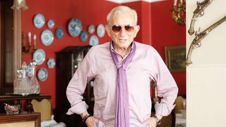 Tiyatronun Şövalyesi Haldun Dormen