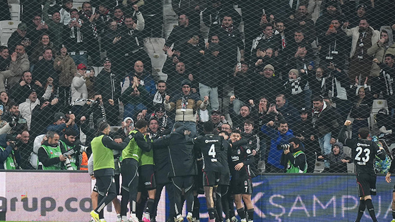 Usta yazarlardan galibiyet sonrası dikkat çeken Beşiktaş sözleri: Tadilat süreci bitmek bilmeyen bir bina gibi , Beşiktaşın transferlere ihtiyacı var