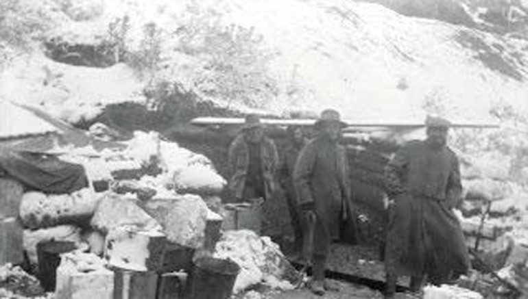 Siperlerde donarak şehit olmuşlar Sarıkamıştaki acının bir benzerinin de Çanakkalede yaşandığı ortaya çıktı