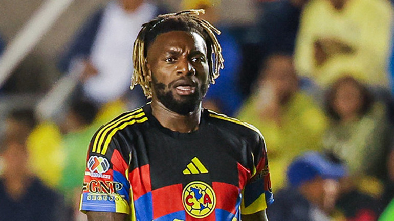 Fenerbahçenin eski yıldızına ırkçılık şoku Sözleşmesini feshetti