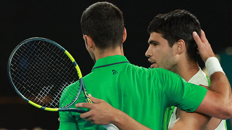 Carlos Alcaraz, Avustralya Açıkta 88 yıllık rekoru tarihe gömerek şampiyon oldu