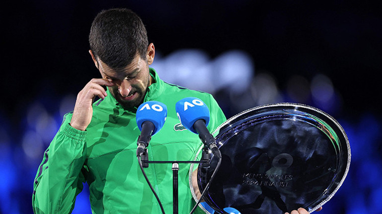 Carlos Alcaraz, Avustralya Açıkta 88 yıllık rekoru tarihe gömerek şampiyon oldu