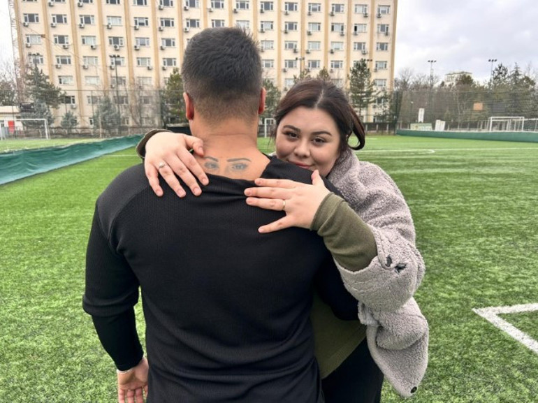 Halı sahada yengeye pankartlı mesaj