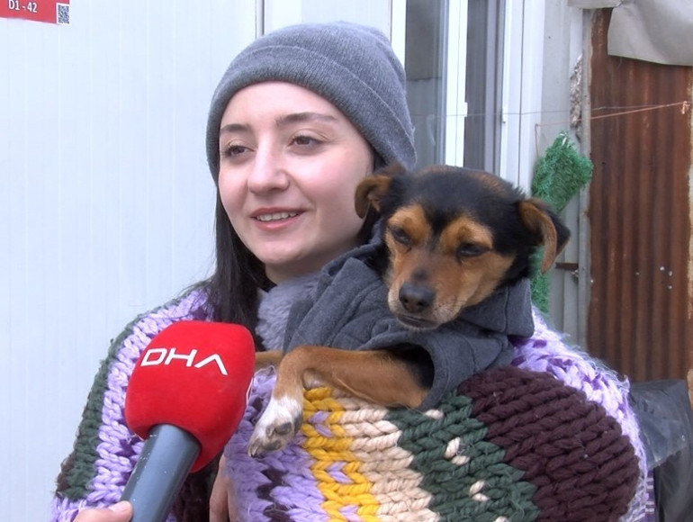 Köpeği Boncuk ile çektiği videolarla tanınan Fatma, Beyazla Jokere konuk oldu