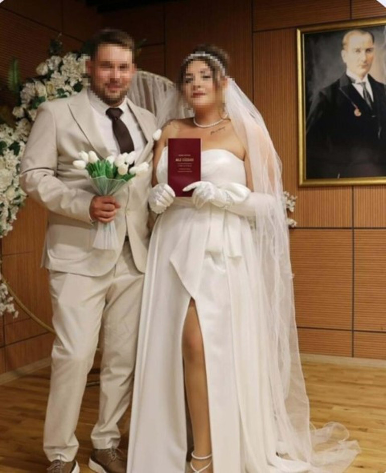  Ecenuru 20 bıçak darbesi ile ağır yaraladı