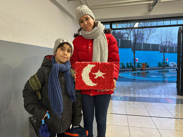 Okullarda ‘Bayrak Sevgisi’ temasıyla ilk ders zili çaldı