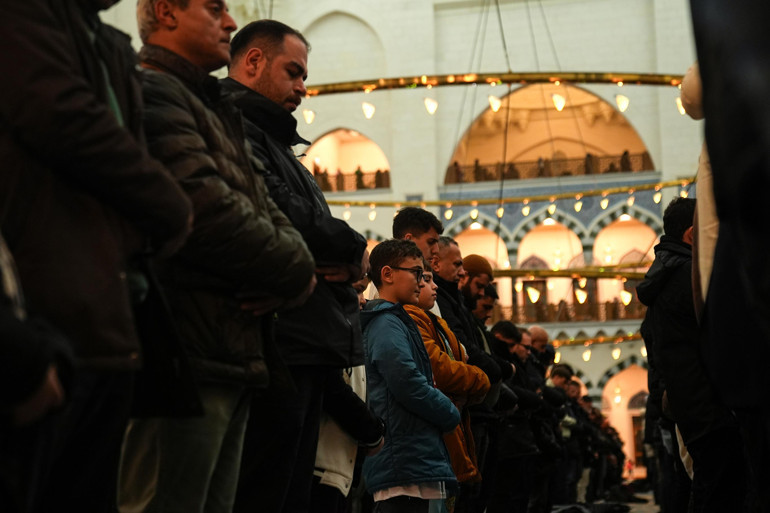 Berat Kandili tüm yurtta idrak edildi: 81 ilde camiler doldu taştı