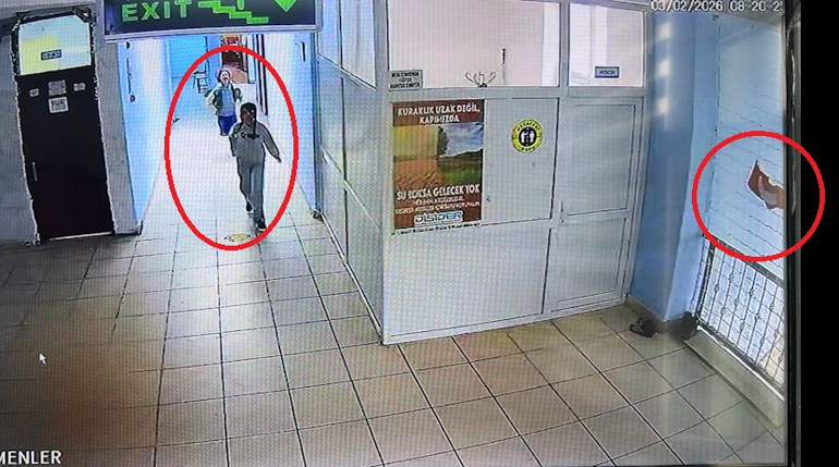  Öğrenciden alkışlanacak hareket