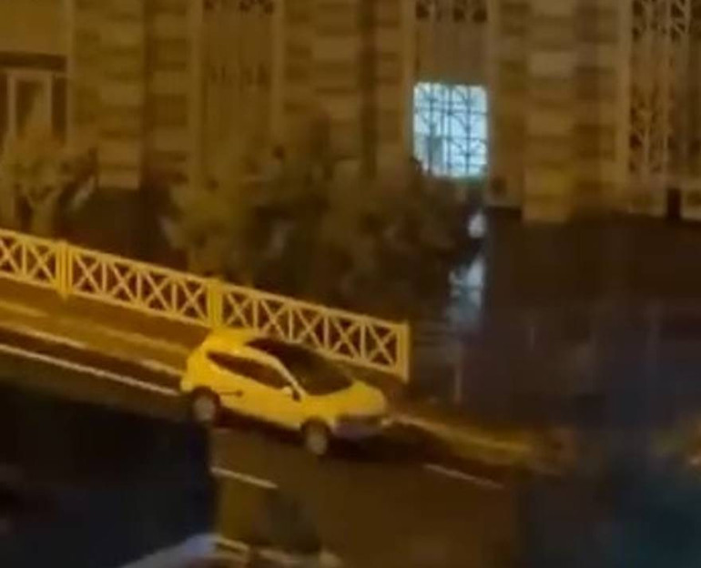 Pes dedirten olay: Cami hoparlöründen mahalleye dinlettiler