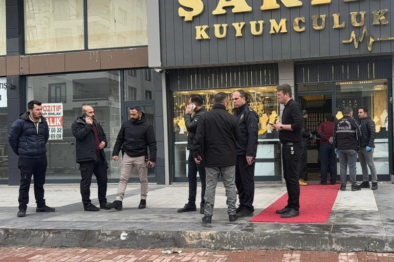 Kuyumcu dükkanında altınları gasbedip, polisi yaralayan 6 şüpheli yakalandı