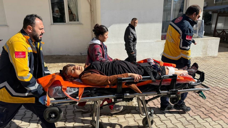 7 aylık hamile eşine kurşun yağdırıp kaçtı