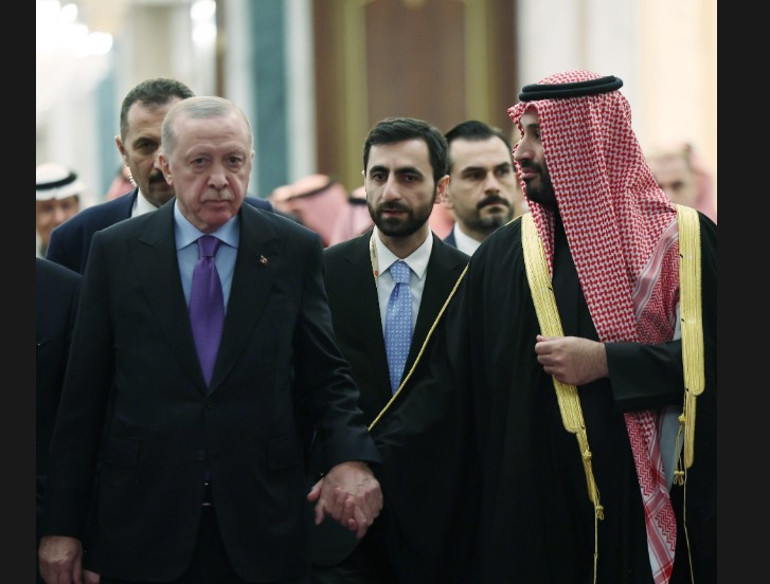  İran ile ABD arasında arabuluculuk rolünü üstlenmeye hazırız ve temasları sürdürüyoruz