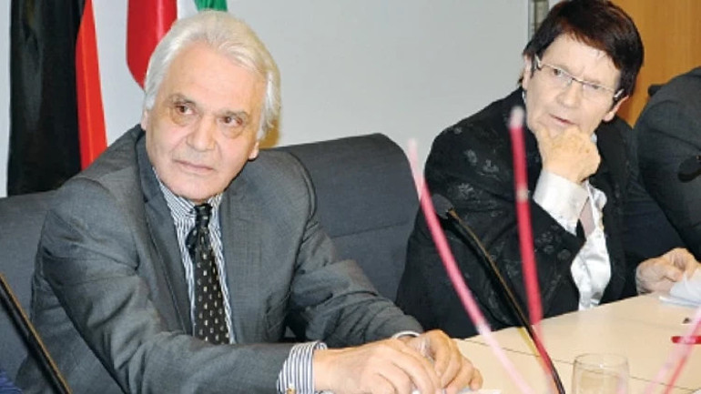 Türk dostu Süssmuth’u da kaybettik