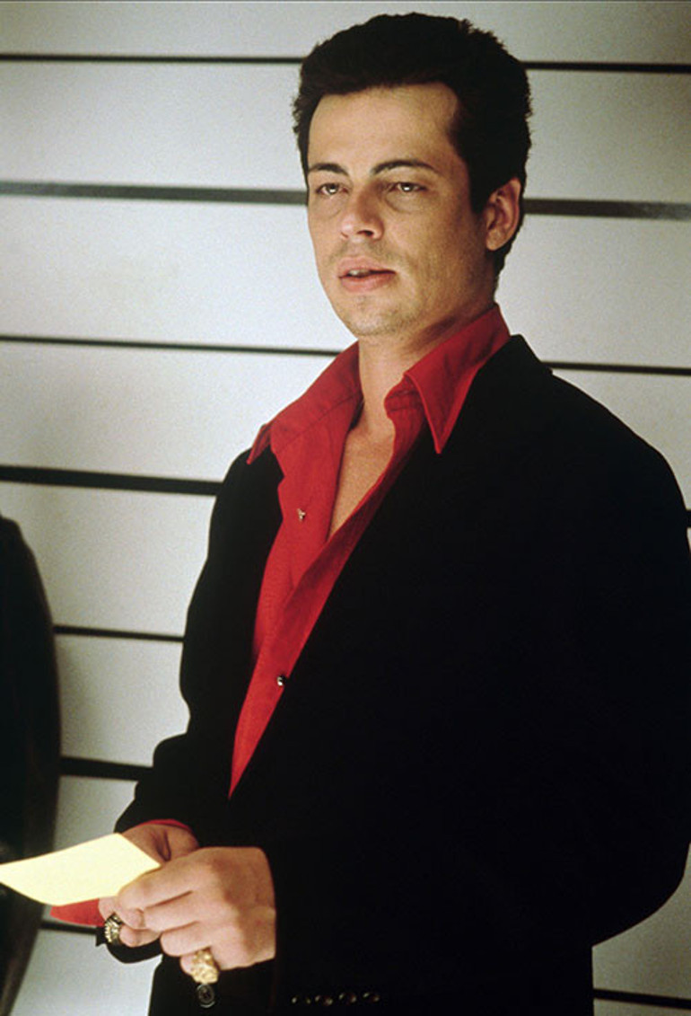 Yakışıklı deseniz değil... Hatta fazla kilosu bile var... Dokuz yaşında annesiz kalan o çocuk sinemanın yıldızı oldu... Karizması perdeden taşıyor