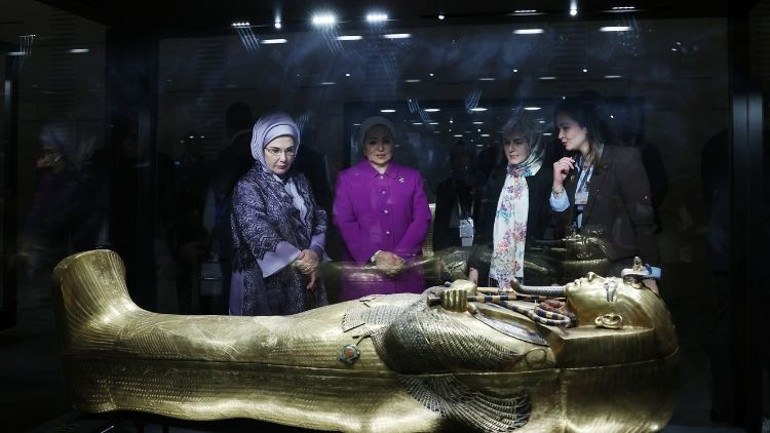 Emine Erdoğan, Mısır Cumhurbaşkanının eşi Amer ile görüştü