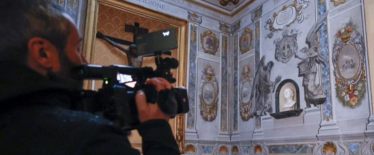 Meloni’ye benzeyen fresk, Vatikan tarafından kaldırıldı