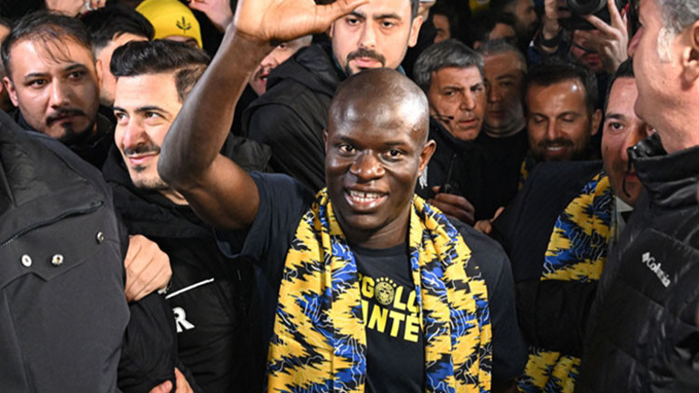 Fenerbahçenin Kante transferinde düğümü Erdoğan çözdü
