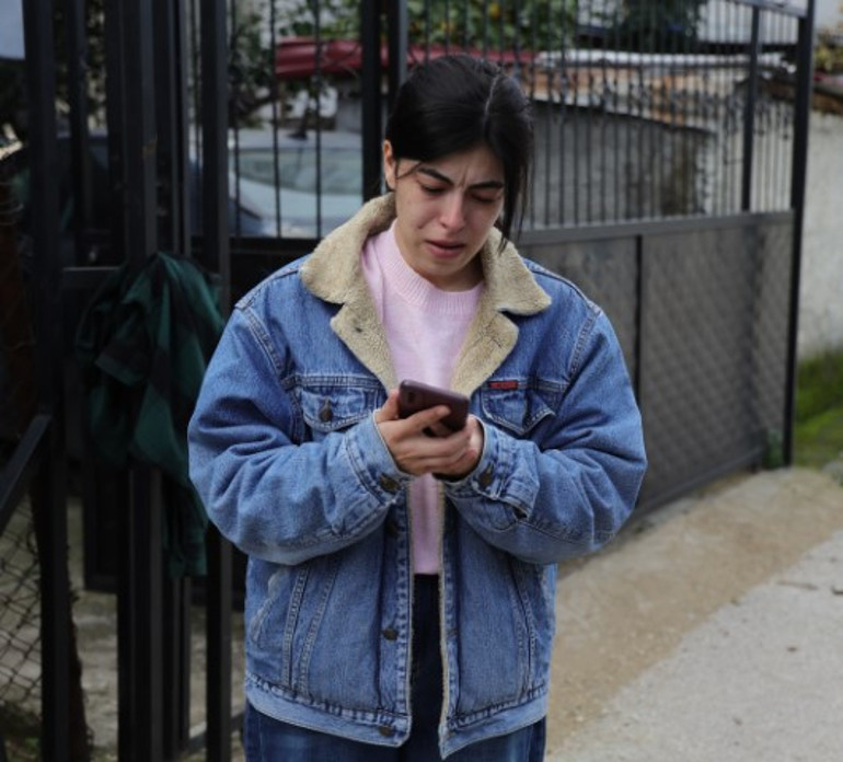 Başına gelenlerden sonra kendisi de ailesi de yıkılmıştı Genç kız gözyaşları içinde cezaevine teslim oldu