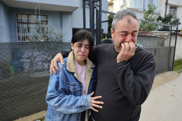 Başına gelenlerden sonra kendisi de ailesi de yıkılmıştı Genç kız gözyaşları içinde cezaevine teslim oldu