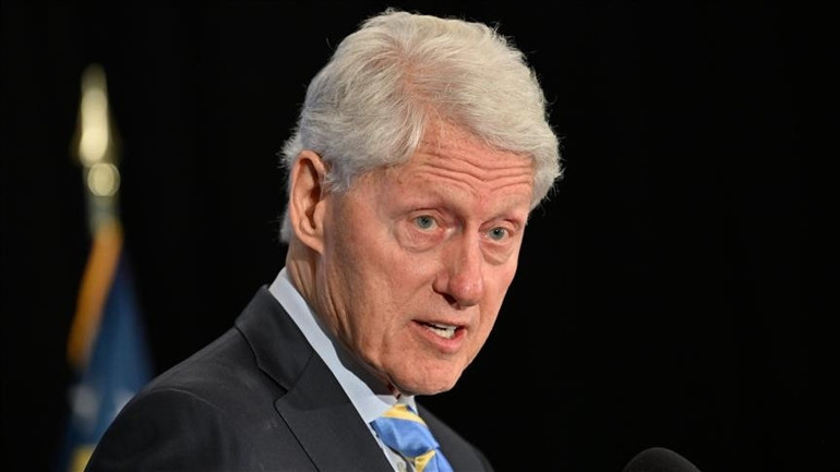 Trumptan Clintona Epstein desteği