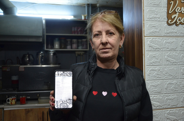 Kütahyada bakımevinde korkunç olay Üzerine kolonya döküp ateşe verdi