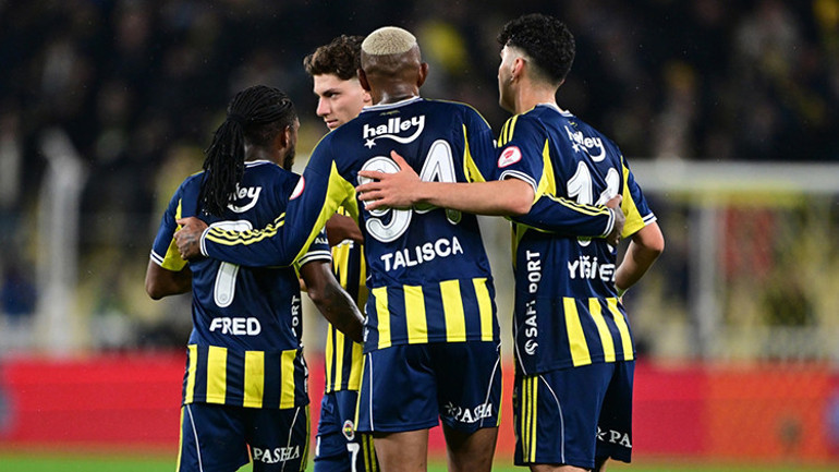 Fenerbahçenin Erzurum galibiyeti sonrası açıkladı: Kalan 27 saat çok kritik Transfer için söz yönetimde