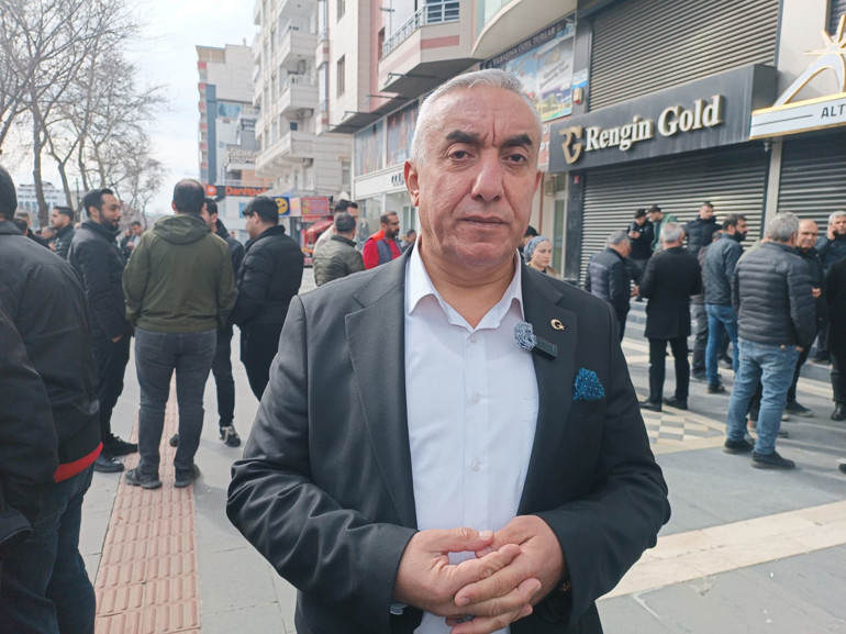 Çalışanı darbedip 1 kilo altını alıp kaçtılar