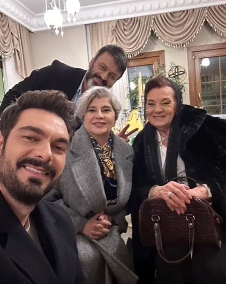 Yeşilçamın acı kaybı... Nevin Efe 78 yaşında hayatını kaybetti