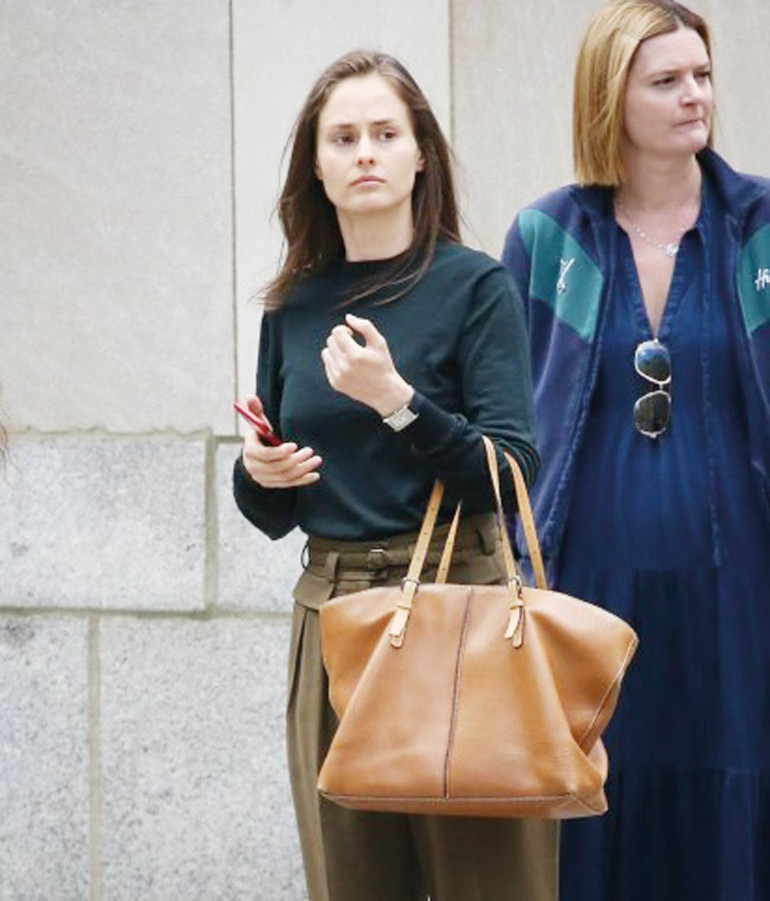 ABD’de istifa yok ama Epstein dosyaları Avrupa’yı vurdu