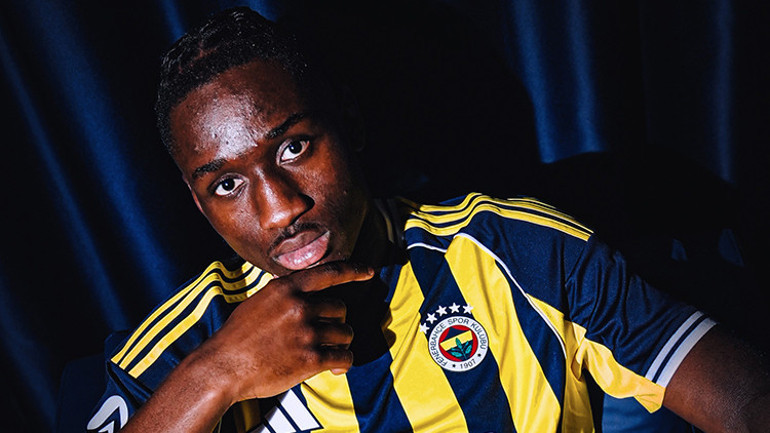 Fenerbahçe’nin forvette elleri bomboş kaldı Tek santrfor Sidiki Cherif