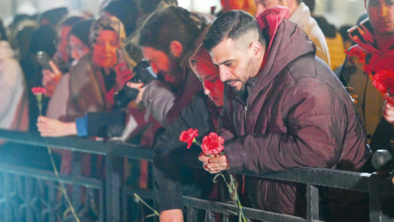  Sesimizi duyan var mı