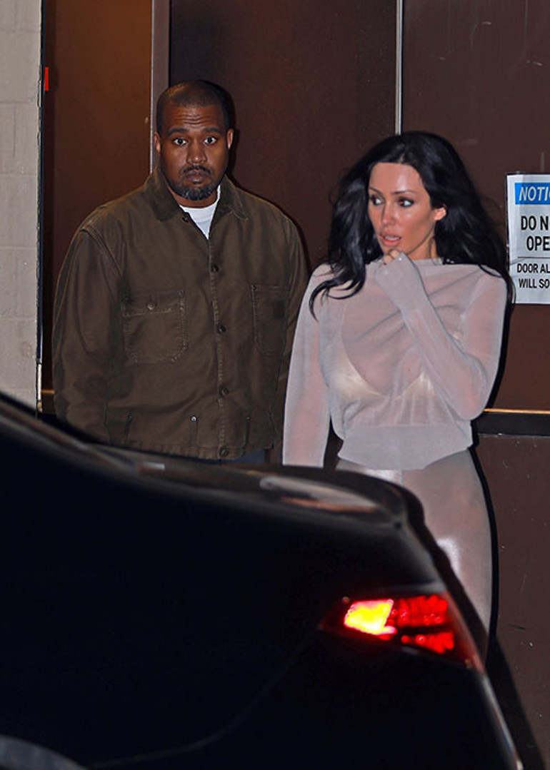 Daha karısından boşanmadan bana aracı gönderdi